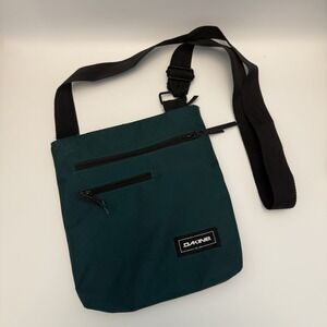 Dakine Crossbody Bag Mens Womens Adjustable Strap Green Black Zip Pockets Travel
